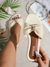 Beige_1